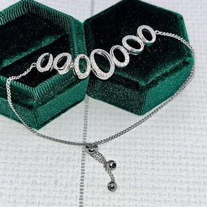 NWOT White Gold Plated Adjustable Pavé Oval Links Bracelet w/ Simulated Diamonds